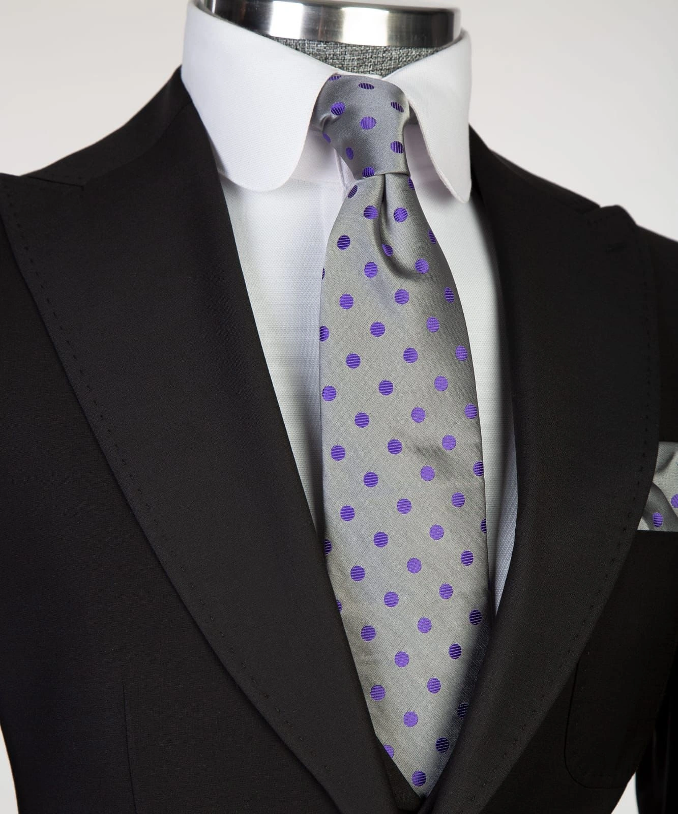 3-teiliger schwarzer Business-Anzug: Eleganz in Schwarz, der perfekte Auftritt für Ihren Erfolg!